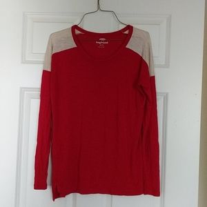 Old Navy red shirt.